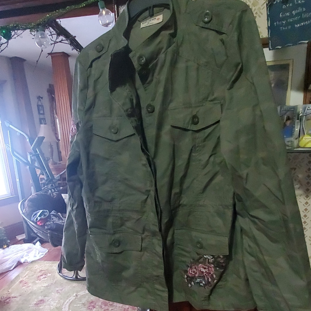 Camo Thin Jacket - image 5